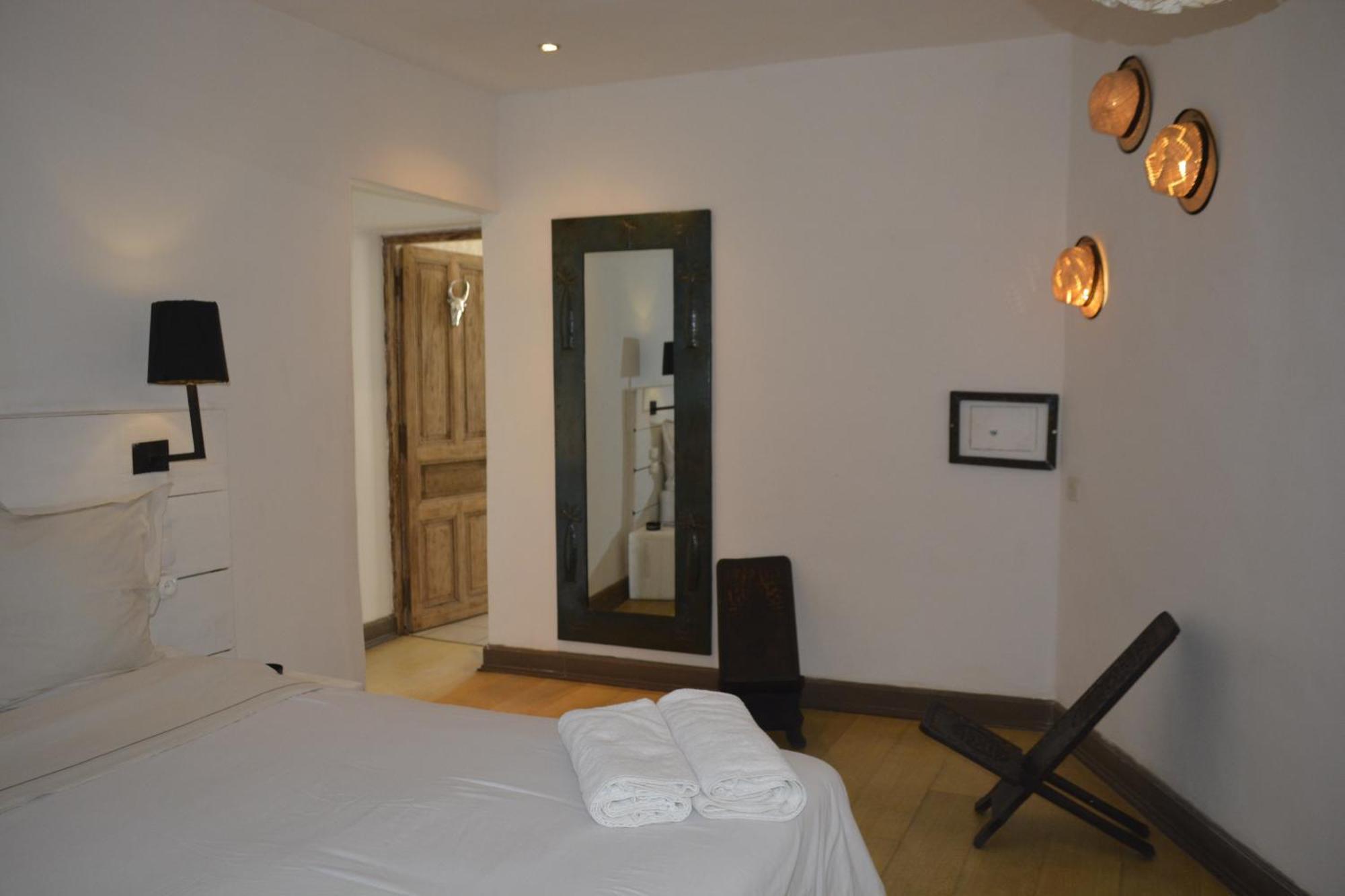 Hotel Restaurant La Ribaudiere Antananarivo Habitación foto