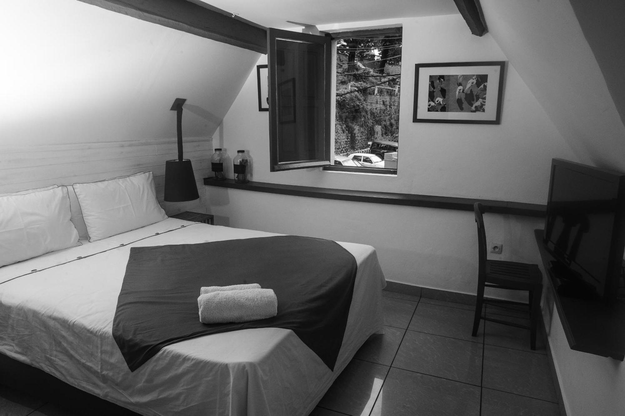 Hotel Restaurant La Ribaudiere Antananarivo Habitación foto